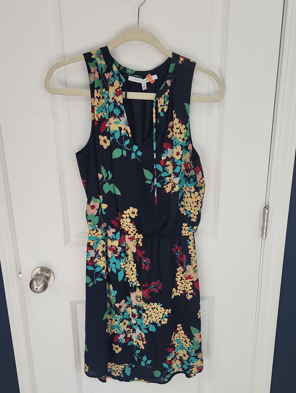 Collective Concepts Navy Floral Keyhole Mini Dress